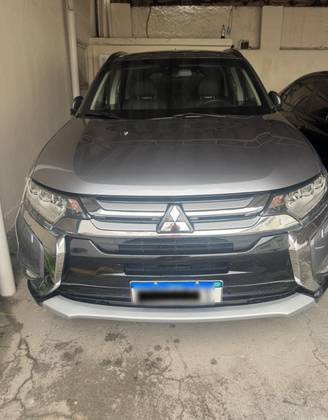 MITSUBISHI OUTLANDER 3.0 GT 4X4 V6 24V GASOLINA 4P AUTOMÁTICO